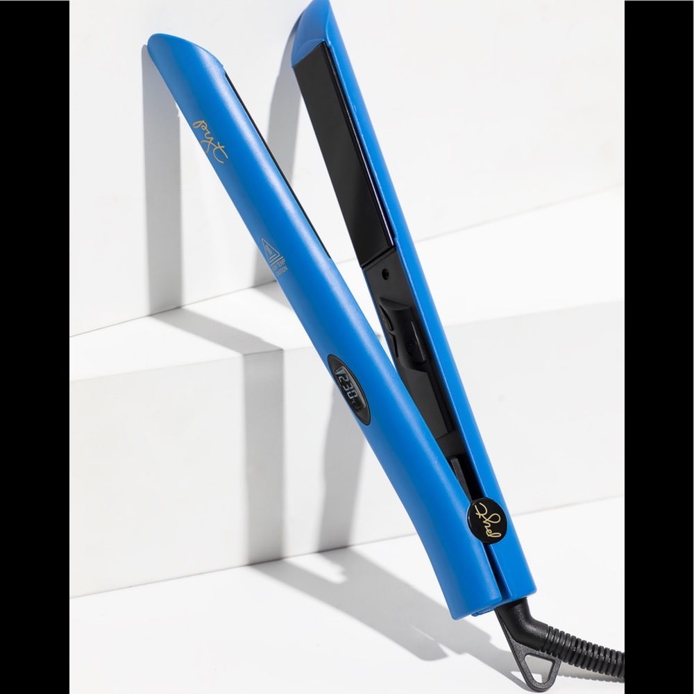 🎀PYT ION FUSION 2.0 TITANIUM STYLER
BLUE SAPPHIRE - Picture 7 of 10